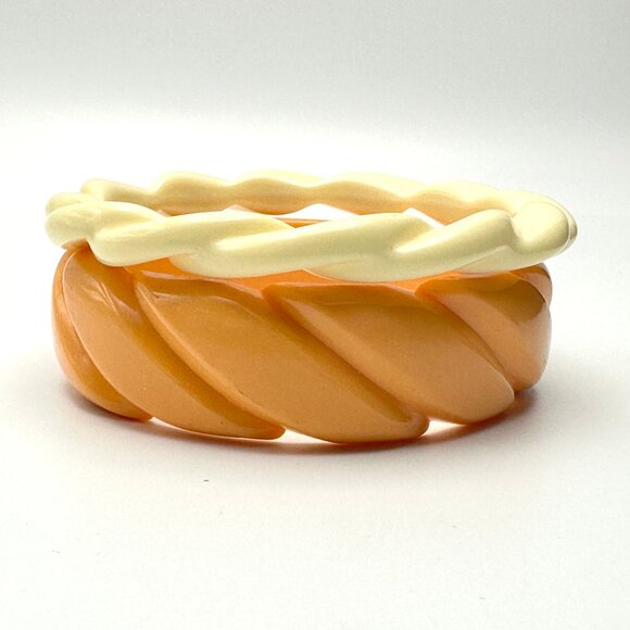 Lemons and Oranges — Vintage Carved Lucite Bangles Pairing — Size 8 — EUC - Picture 6 of 12